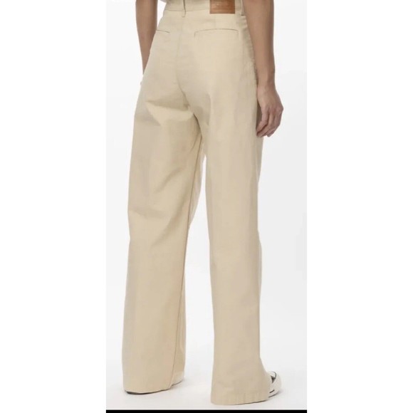 NEW Levi's Premium Pleated High Loose Pants Beige Tan Women’s 31 X 32 Khaki $69 - Picture 2 of 4